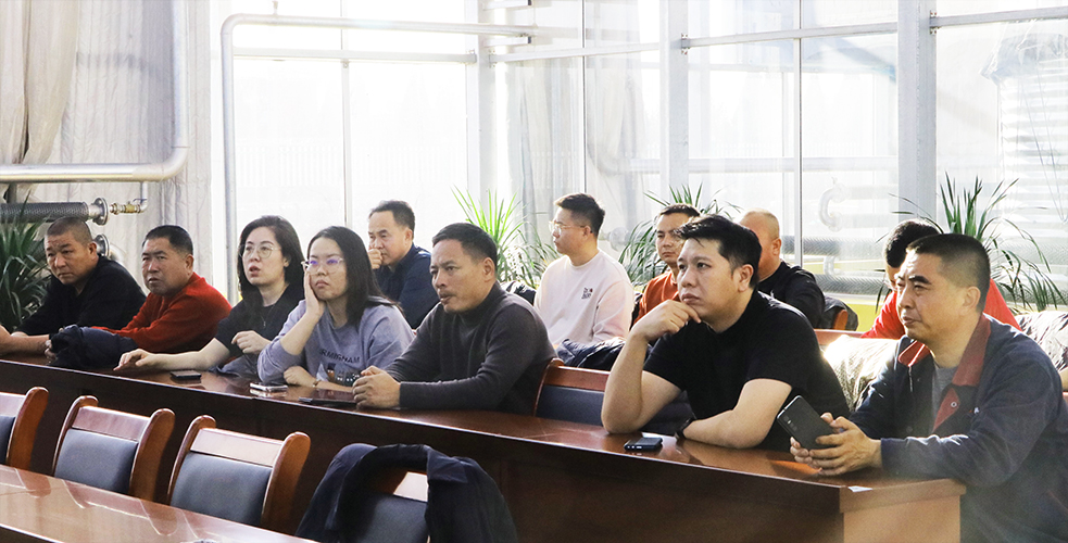 2024年會(huì )938圖智能溫室切2.jpg