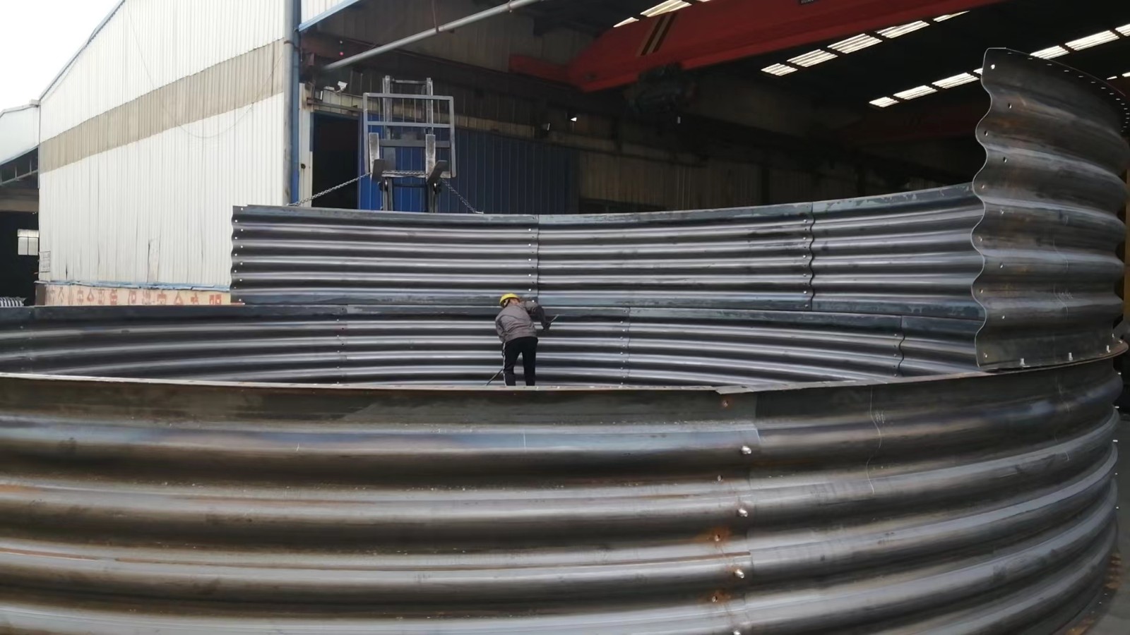 拼裝波紋涵管.jpg 拼裝波紋涵管.jpg